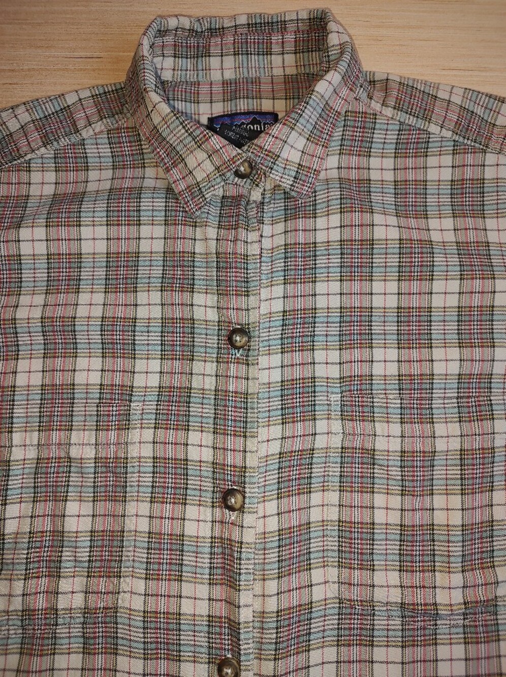 Patagonia Organic Cotton Women's Plaid Shirt Buttons Beige Blue Red S Pockets